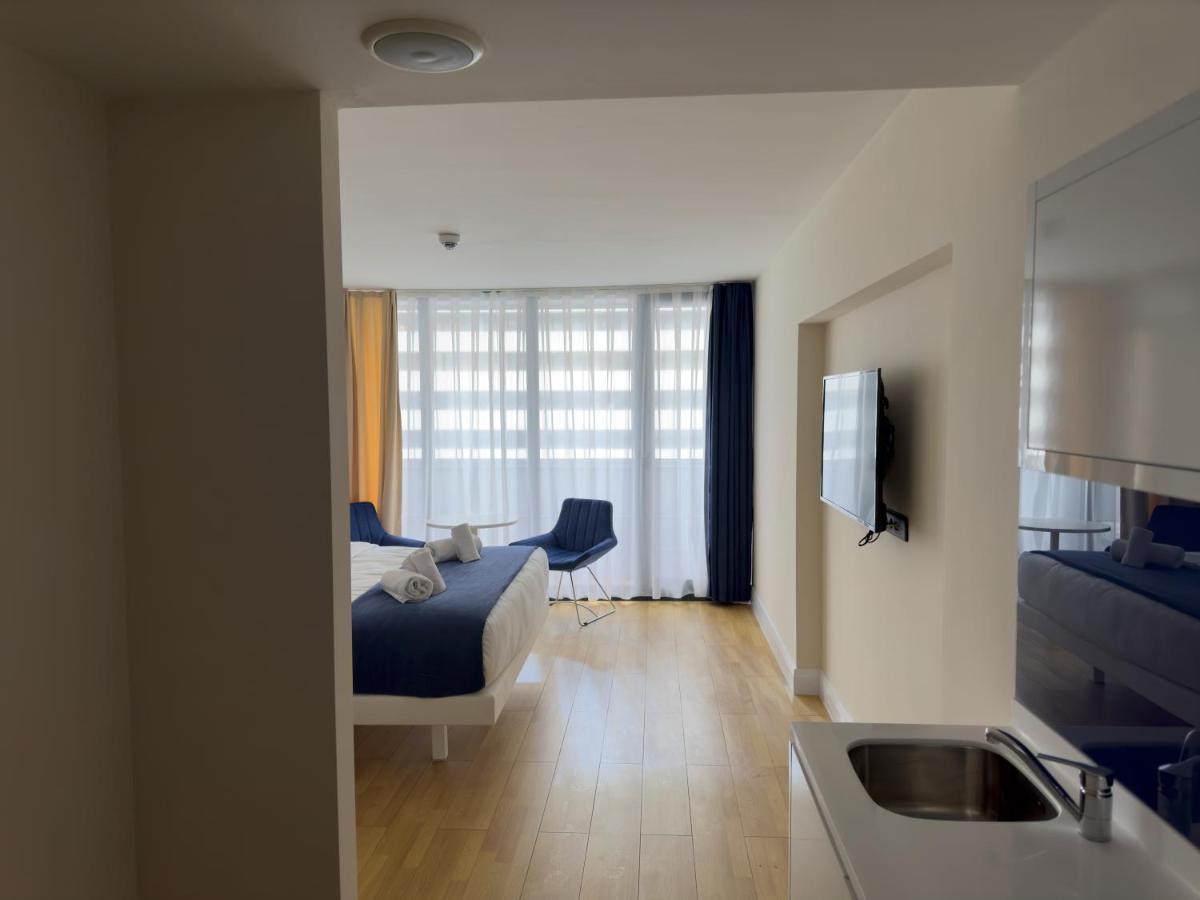 Orbi City Block Superior Class Apartments バトゥーミ エクステリア 写真