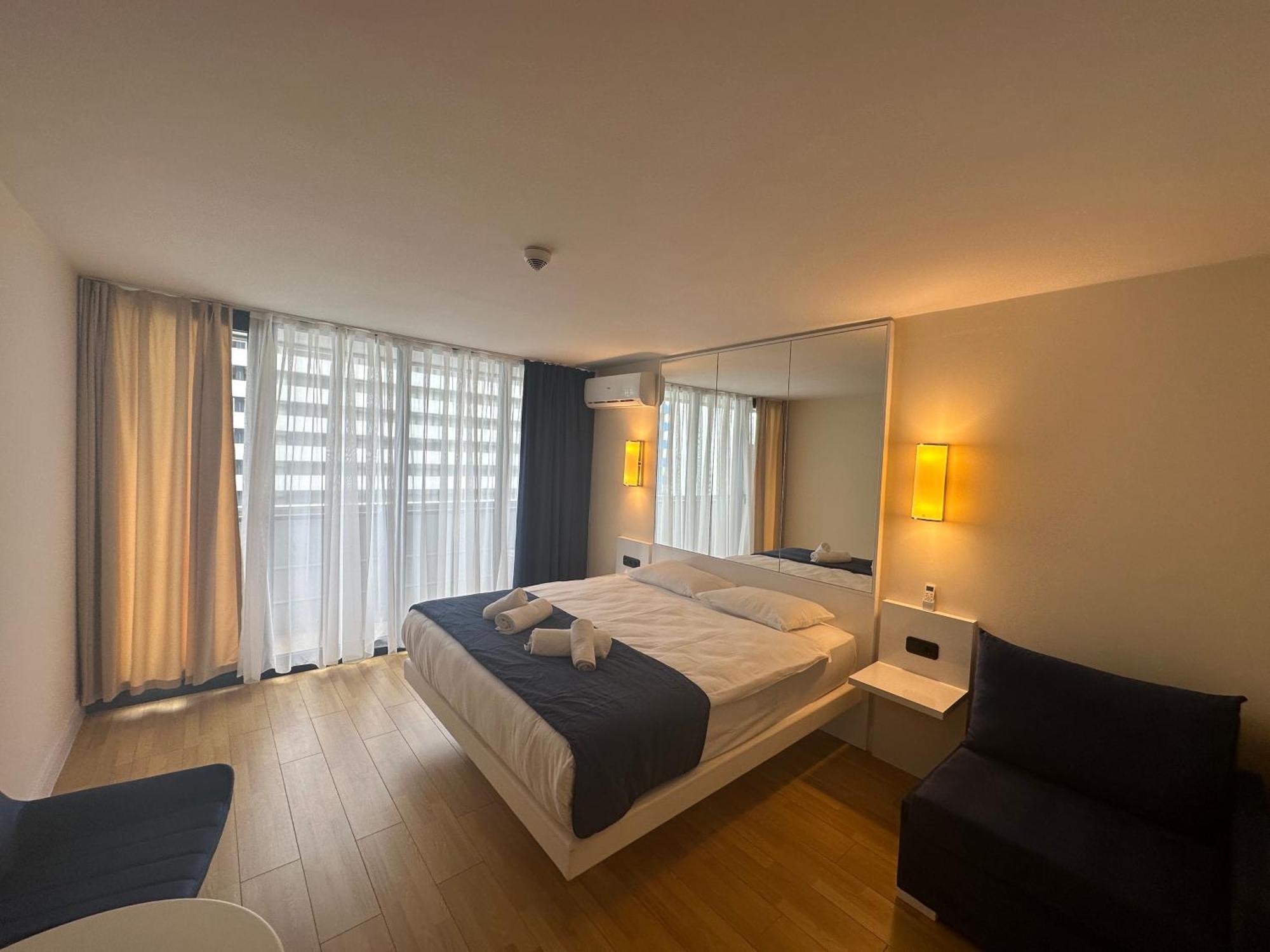 Orbi City Block Superior Class Apartments バトゥーミ エクステリア 写真